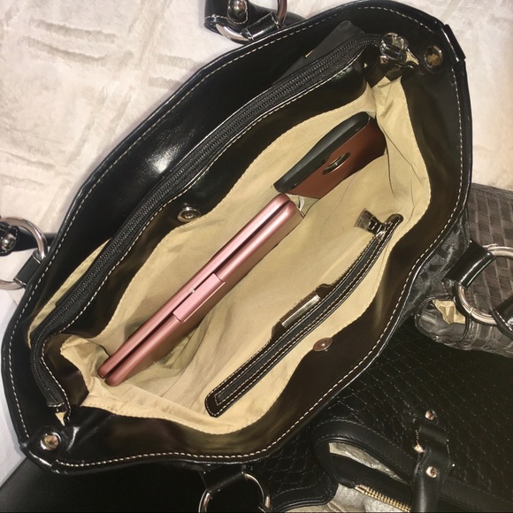 Signature logo shoulder satchel tote - Picture 5 of 8